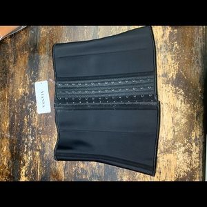 Waist trainer yianna (purchased from amazon)